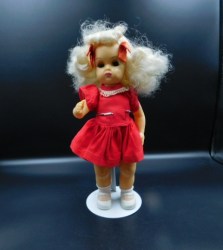10" 1955-58 WHITE HAIR HARD PLASTIC TINY TERRI LEE DOLL, ORIGINAL RED TAG OUTFIT, SHOES